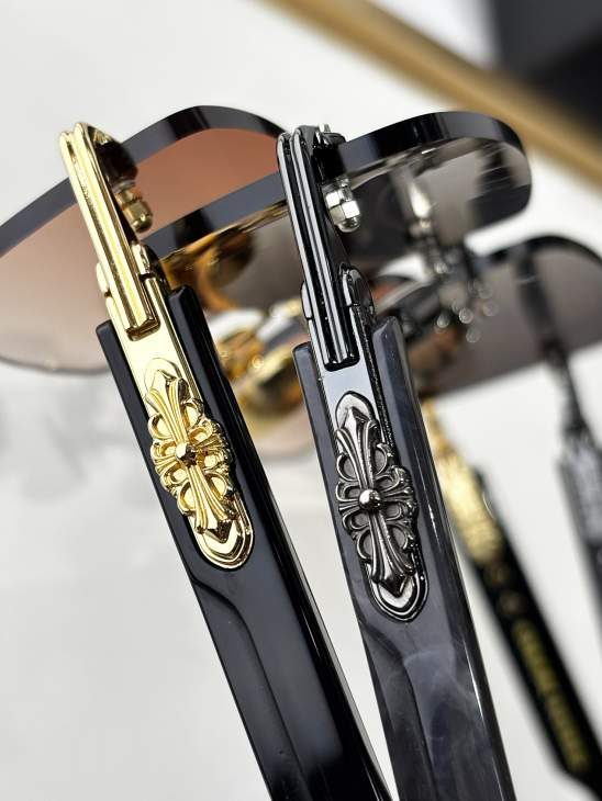 Picture of Chrome Hearts Sunglasses _SKUfw76325146fw